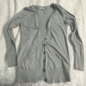Grey cardigan
